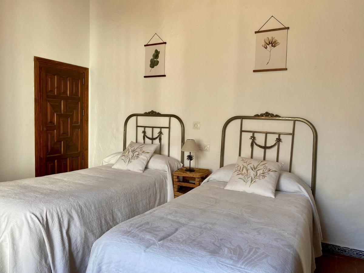 Villa La Casona de la Sierra Higuera De La Sierra  Exterior foto