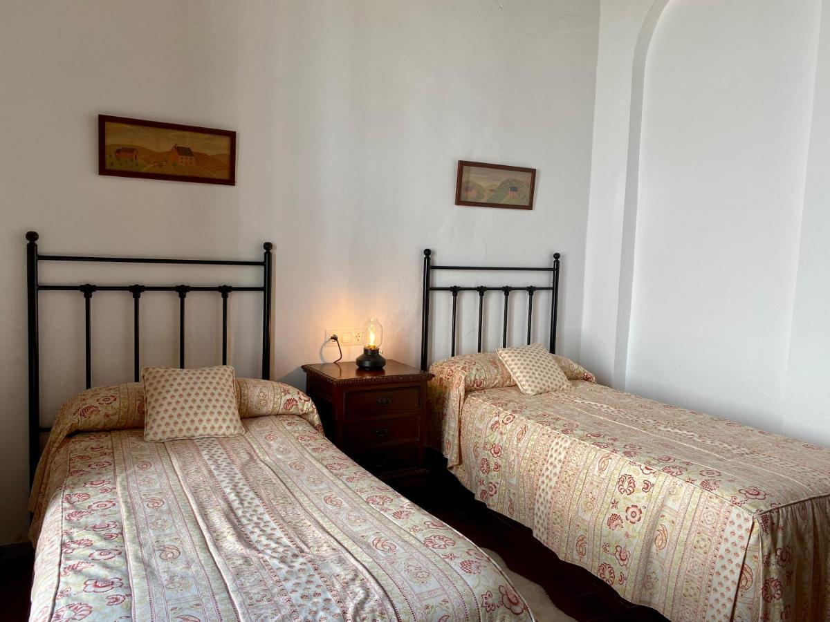 Villa La Casona de la Sierra Higuera De La Sierra  Exterior foto